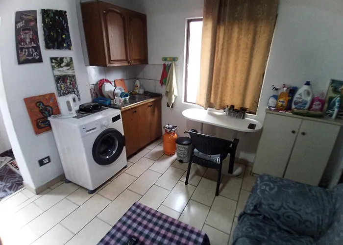 Private Flat In House 17
